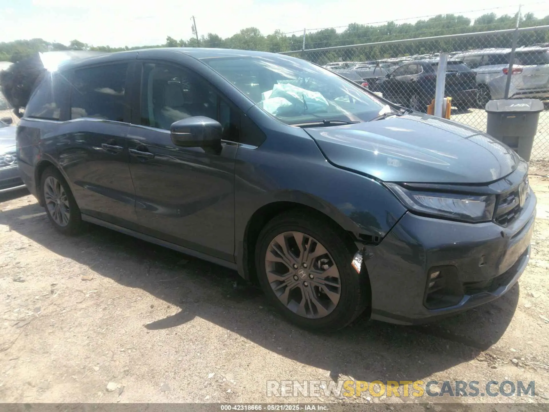 1 Photograph of a damaged car 5FNRL6H88SB046708 HONDA ODYSSEY 2025