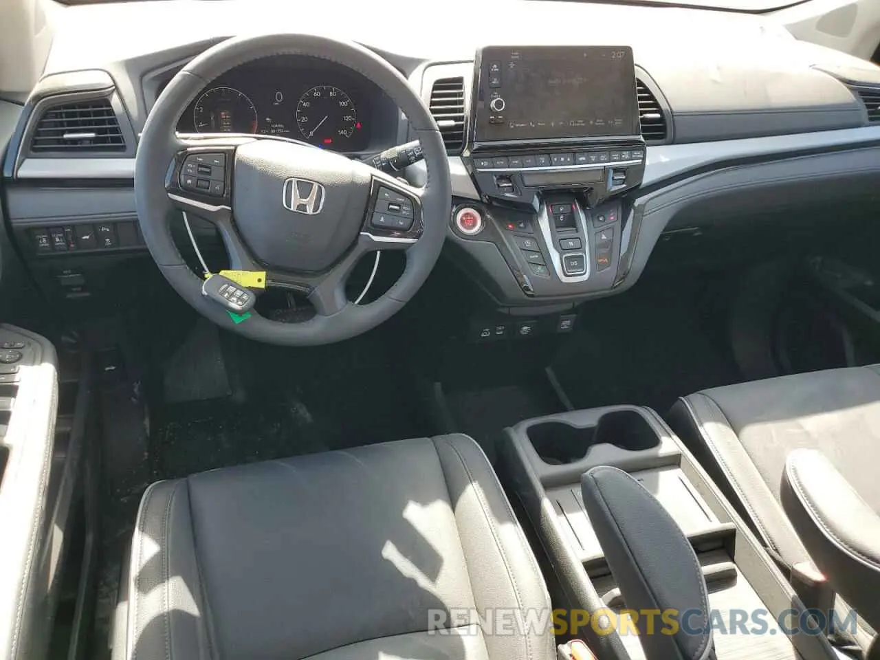 8 Photograph of a damaged car 5FNRL6H8XSB027318 HONDA ODYSSEY 2025
