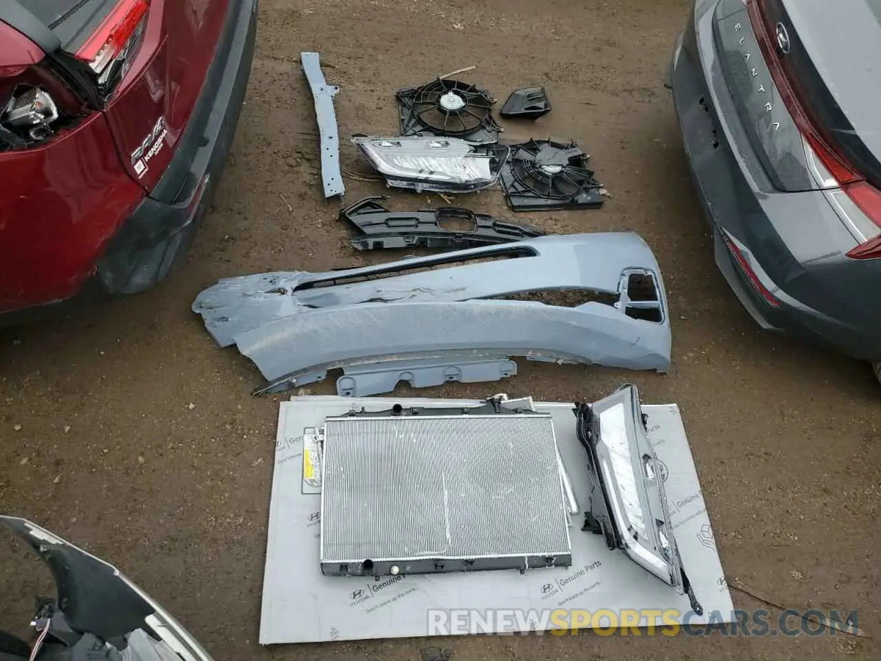 13 Photograph of a damaged car 5FNRL6H94SB022639 HONDA ODYSSEY 2025