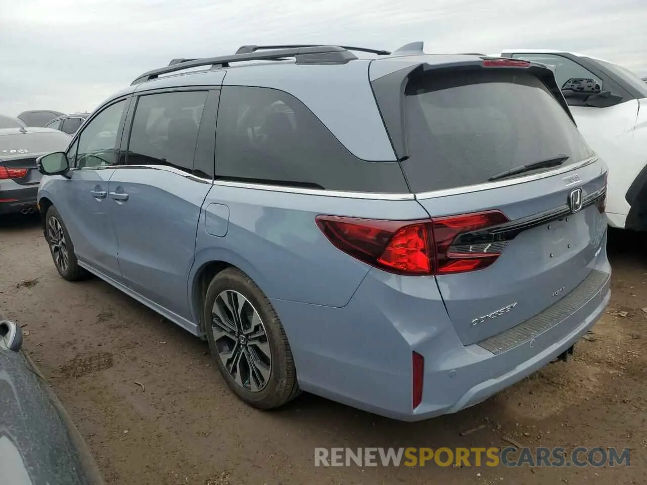 2 Photograph of a damaged car 5FNRL6H94SB022639 HONDA ODYSSEY 2025