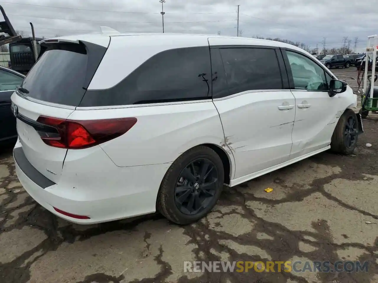 3 Photograph of a damaged car 5FNRL6H75PB076828 HONDA ODYSSEY SP 2023