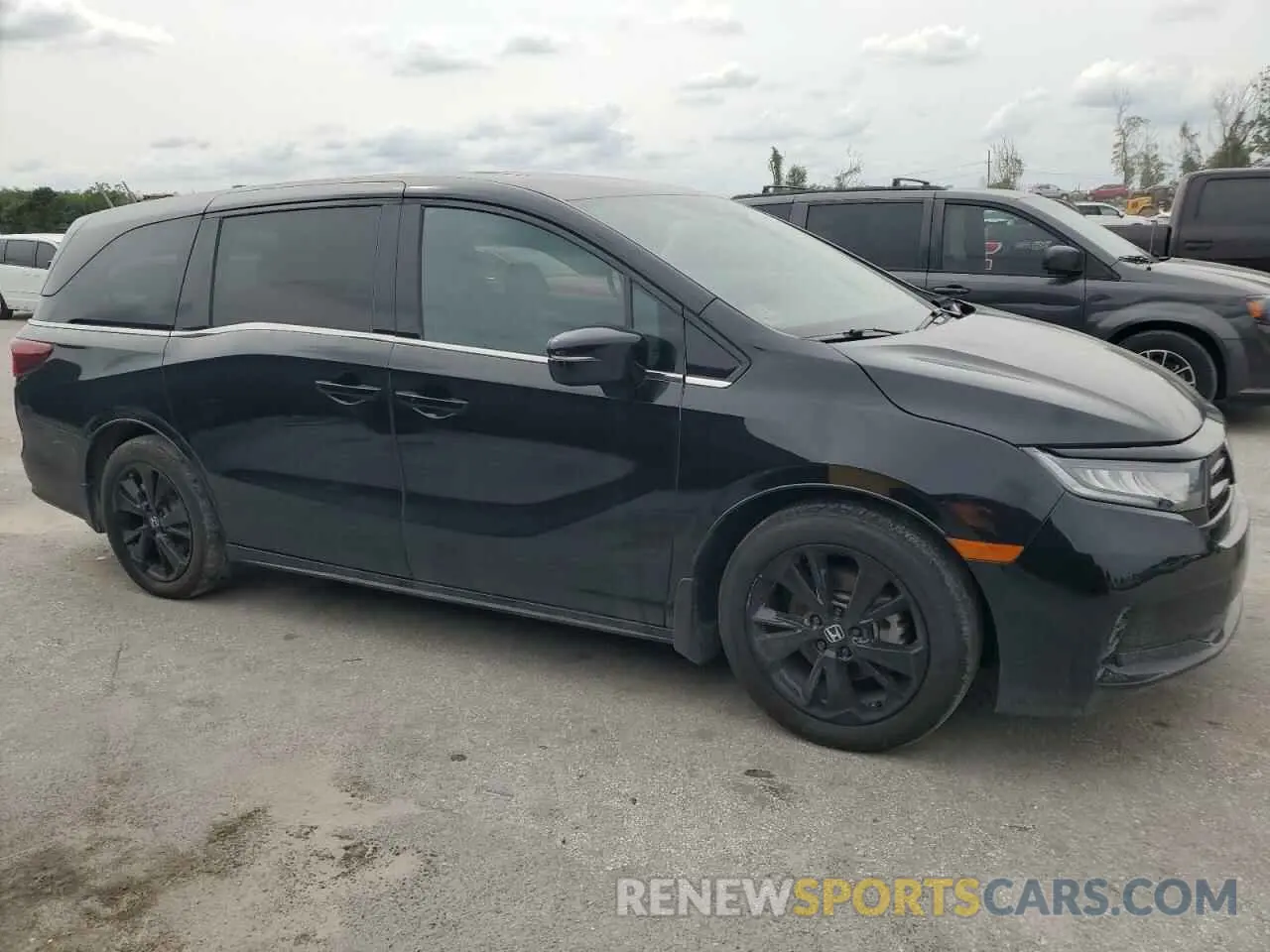 4 Photograph of a damaged car 5FNRL6H77PB080220 HONDA ODYSSEY SP 2023