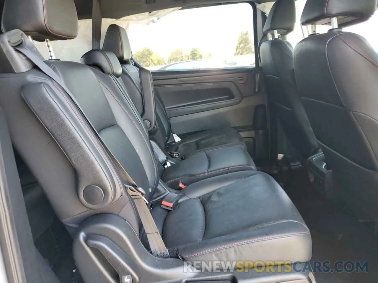11 Photograph of a damaged car 5FNRL6H7XPB056154 HONDA ODYSSEY SP 2023