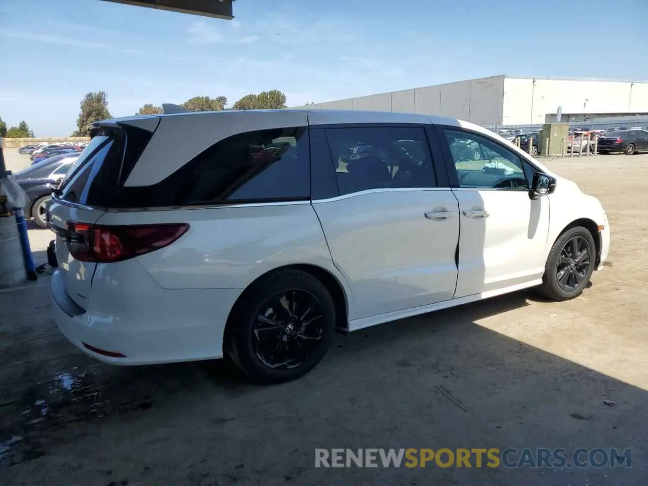 3 Photograph of a damaged car 5FNRL6H7XPB056154 HONDA ODYSSEY SP 2023