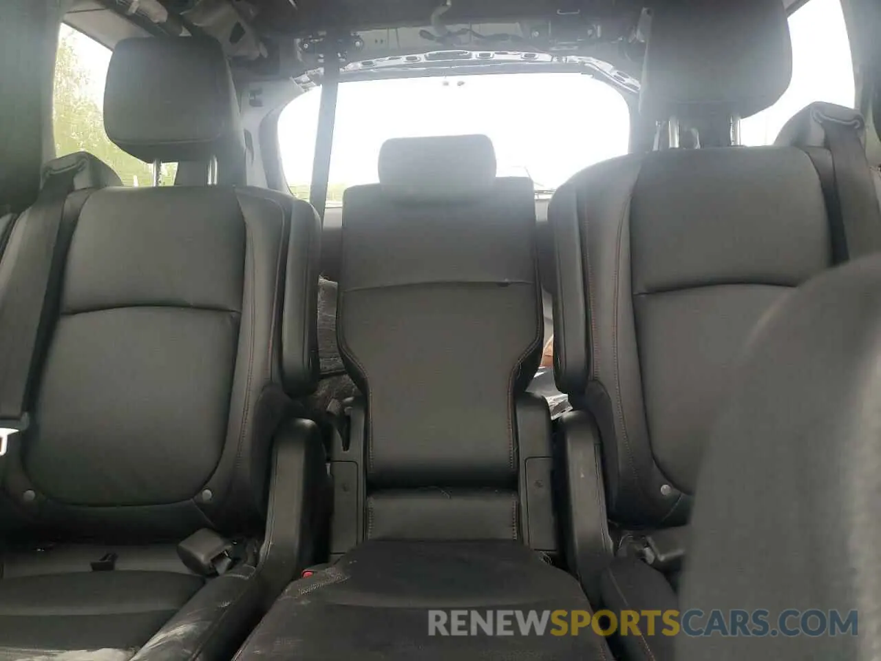 10 Photograph of a damaged car 5FNRL6H75RB057537 HONDA ODYSSEY SP 2024