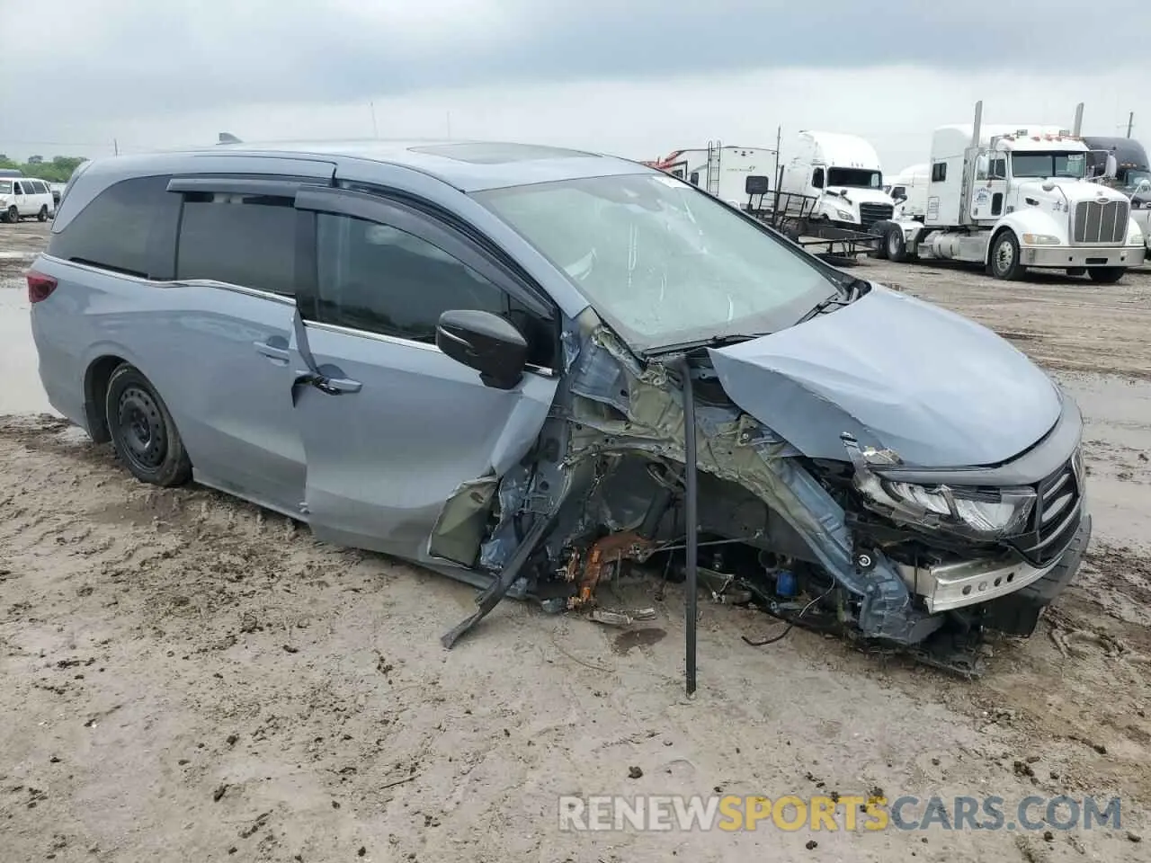 4 Photograph of a damaged car 5FNRL6H75RB065699 HONDA ODYSSEY SP 2024