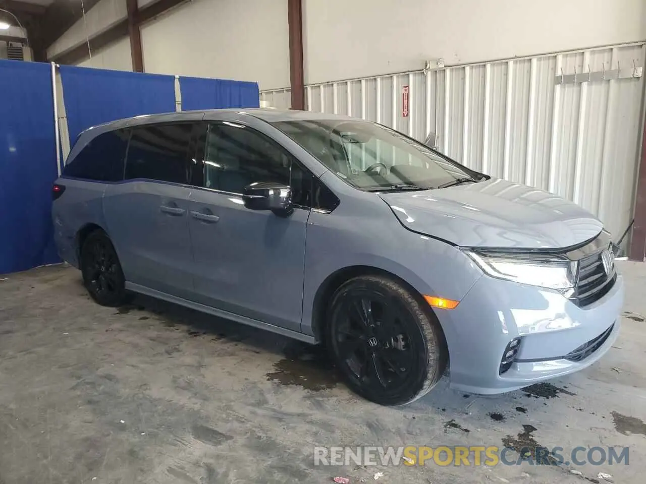 4 Photograph of a damaged car 5FNRL6H76RB043338 HONDA ODYSSEY SP 2024