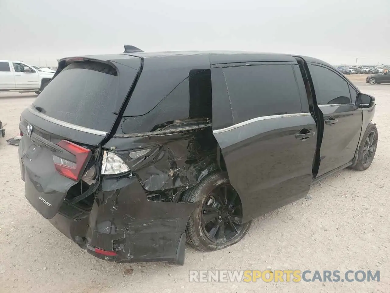 3 Photograph of a damaged car 5FNRL6H78RB046354 HONDA ODYSSEY SP 2024