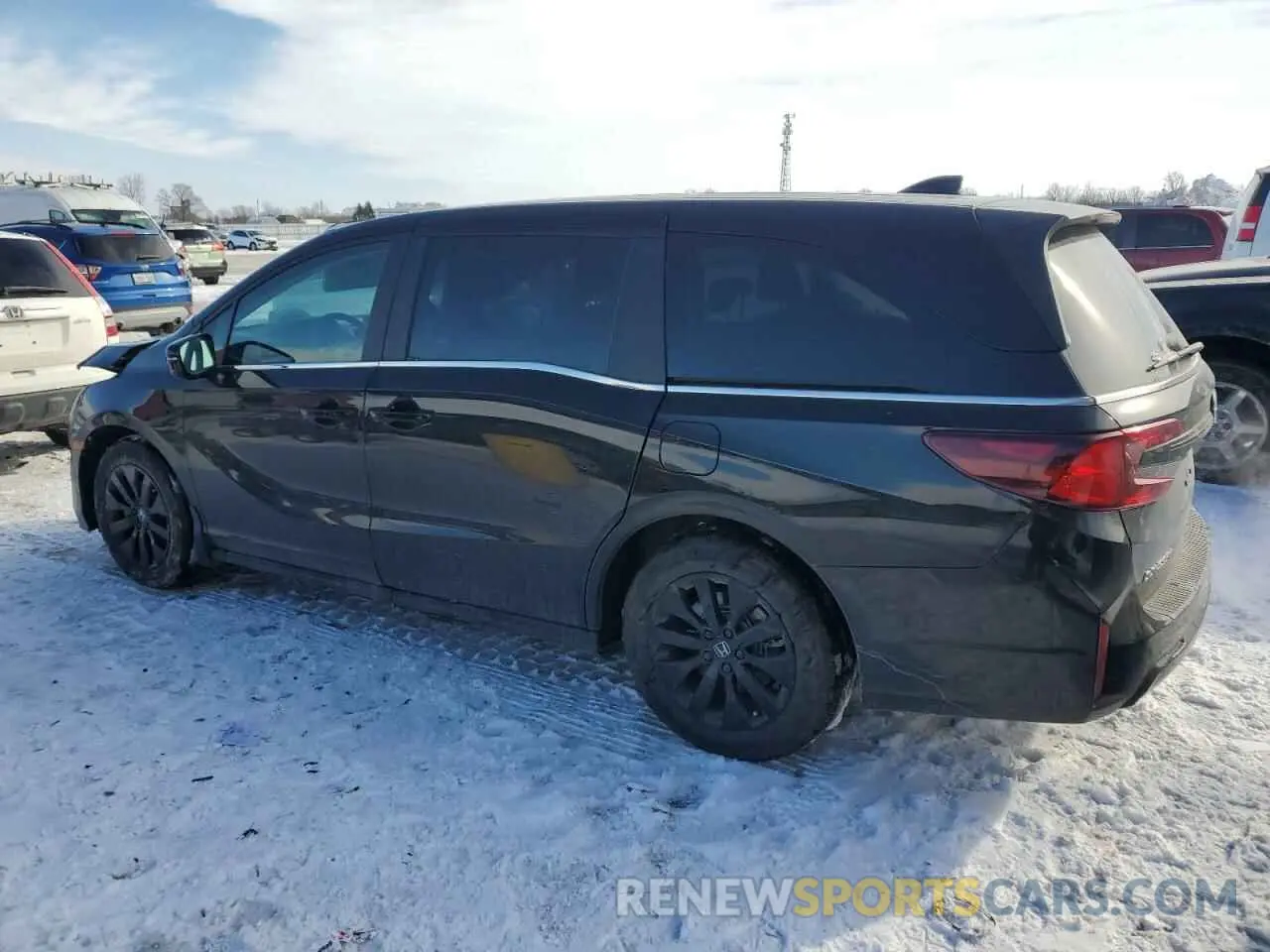 2 Photograph of a damaged car 5FNRL6H46SB500158 HONDA ODYSSEY SP 2025