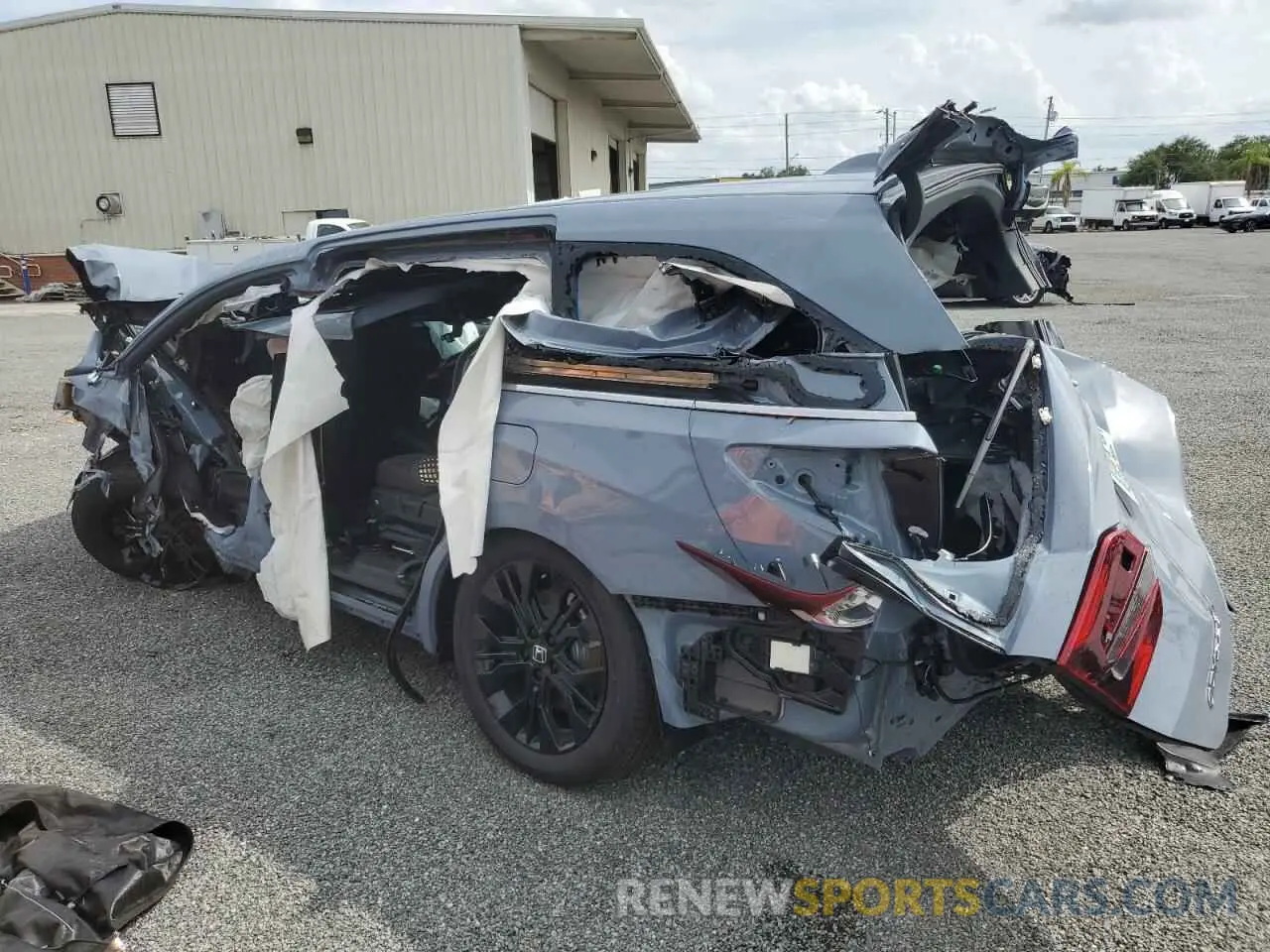 2 Photograph of a damaged car 5FNRL6H70SB051358 HONDA ODYSSEY SP 2025