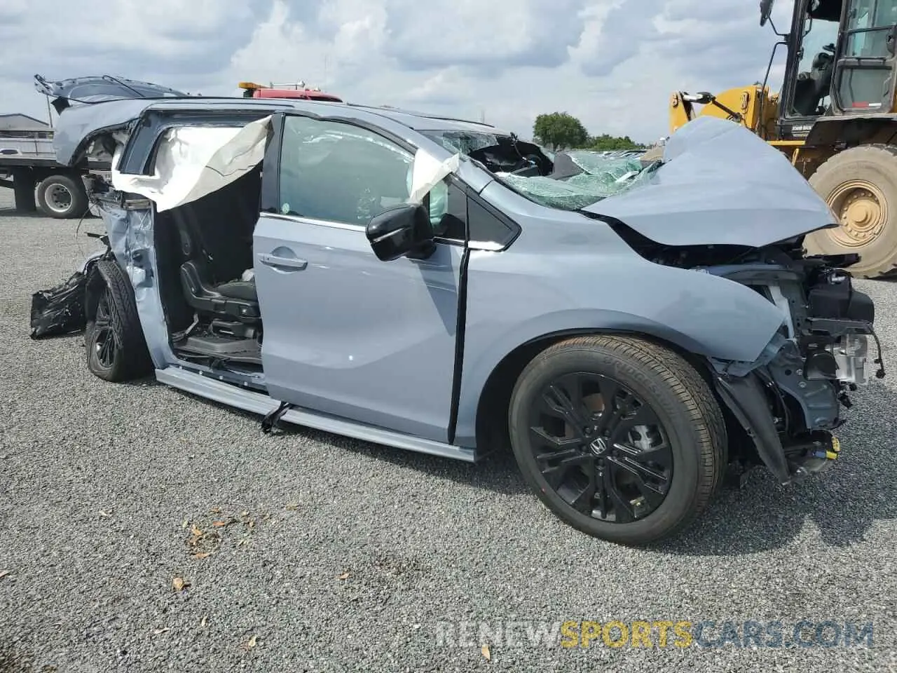 4 Photograph of a damaged car 5FNRL6H70SB051358 HONDA ODYSSEY SP 2025