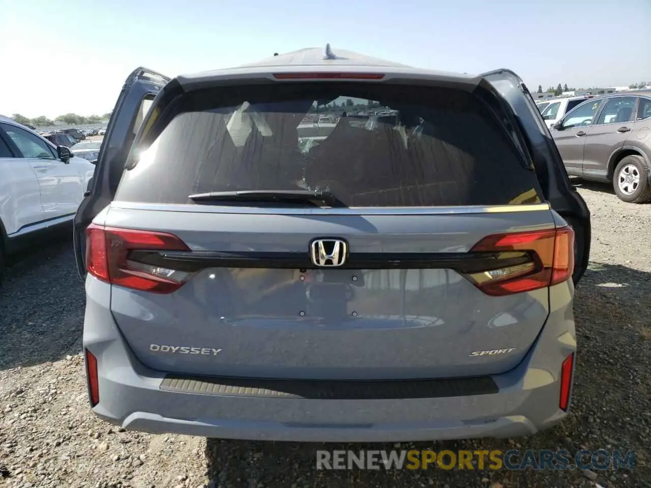 6 Photograph of a damaged car 5FNRL6H78SB023145 HONDA ODYSSEY SP 2025