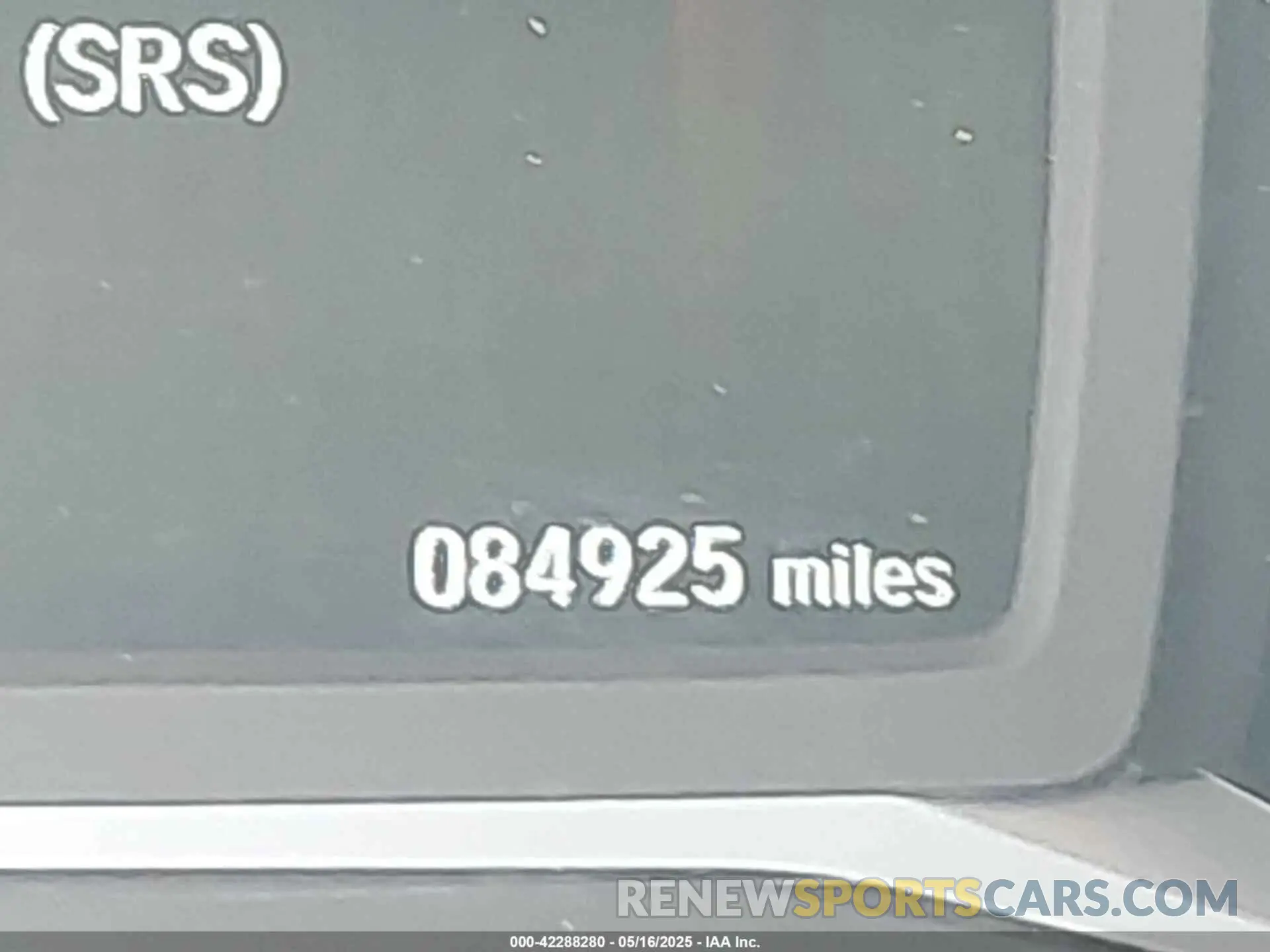 16 Photograph of a damaged car 5FNYF7H25KB008597 HONDA PASSPORT 2019