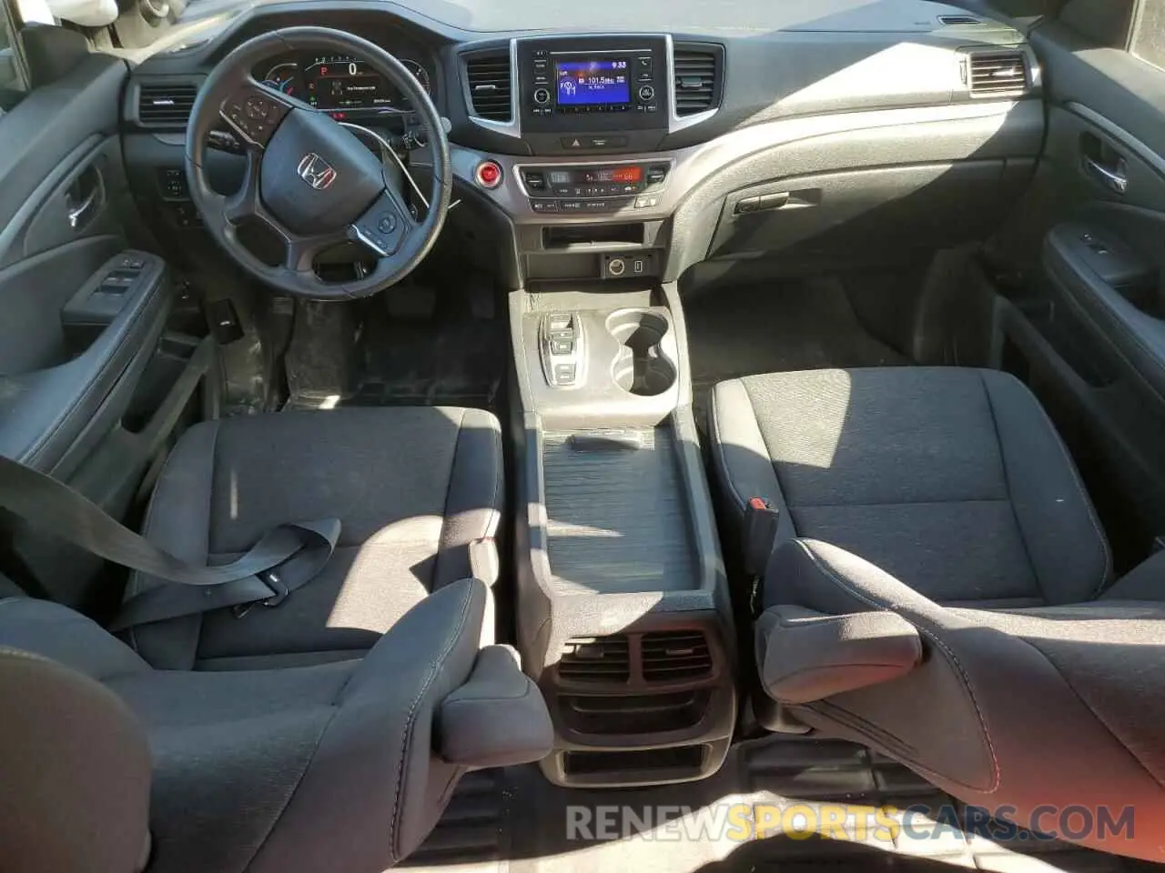 8 Photograph of a damaged car 5FNYF7H2XKB006263 HONDA PASSPORT 2019