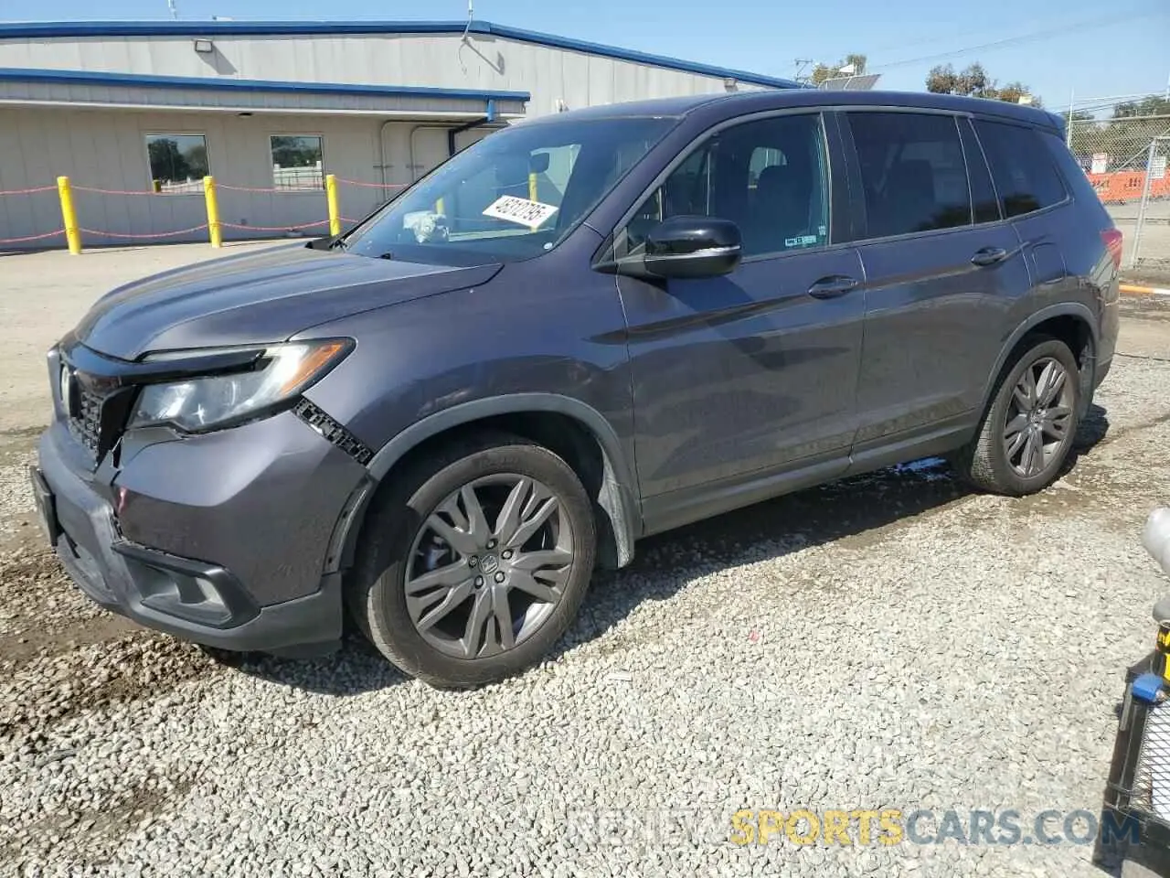 1 Photograph of a damaged car 5FNYF7H58KB003906 HONDA PASSPORT 2019