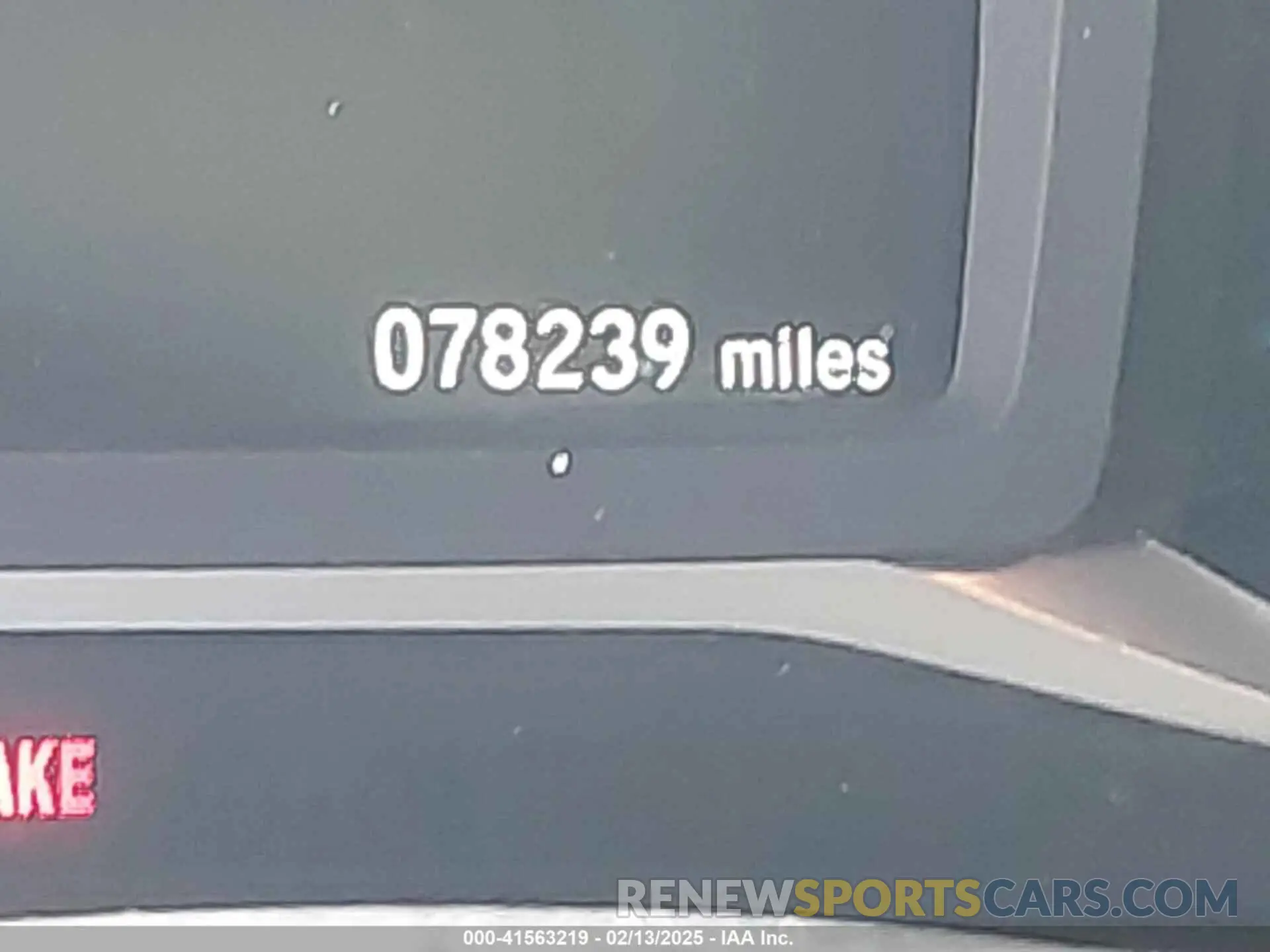 15 Photograph of a damaged car 5FNYF7H59KB003011 HONDA PASSPORT 2019