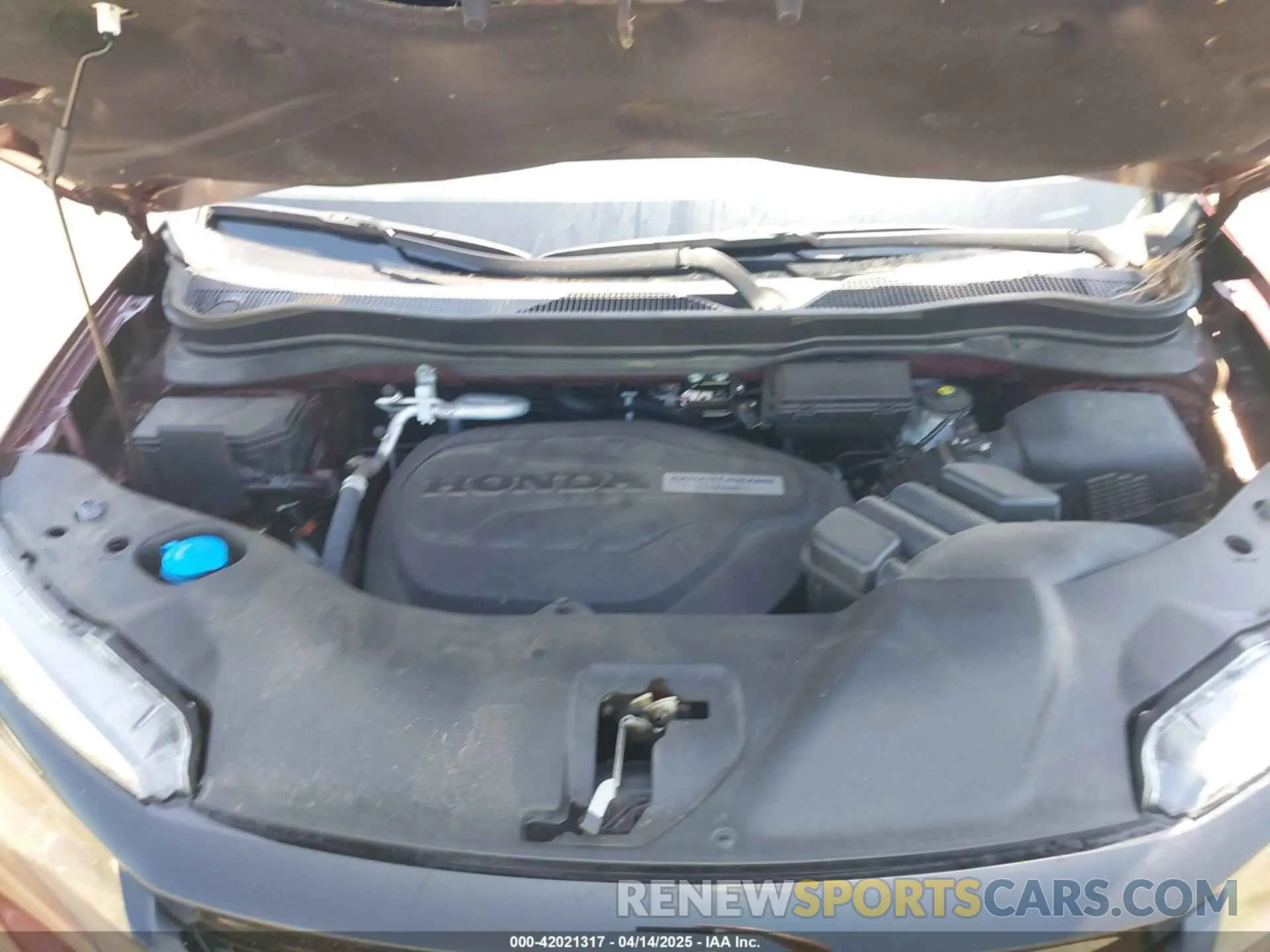 10 Photograph of a damaged car 5FNYF7H59KB009956 HONDA PASSPORT 2019