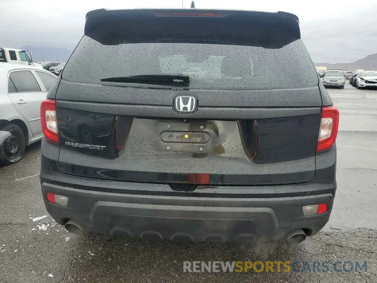 6 Photograph of a damaged car 5FNYF7H5XKB010436 HONDA PASSPORT 2019