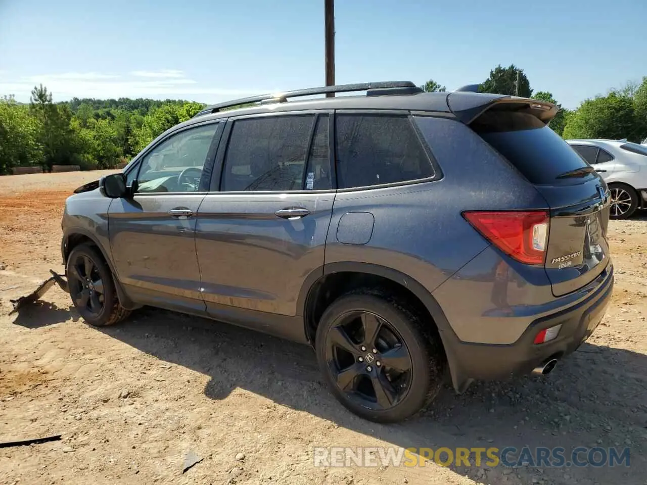 2 Photograph of a damaged car 5FNYF8H02KB004625 HONDA PASSPORT 2019