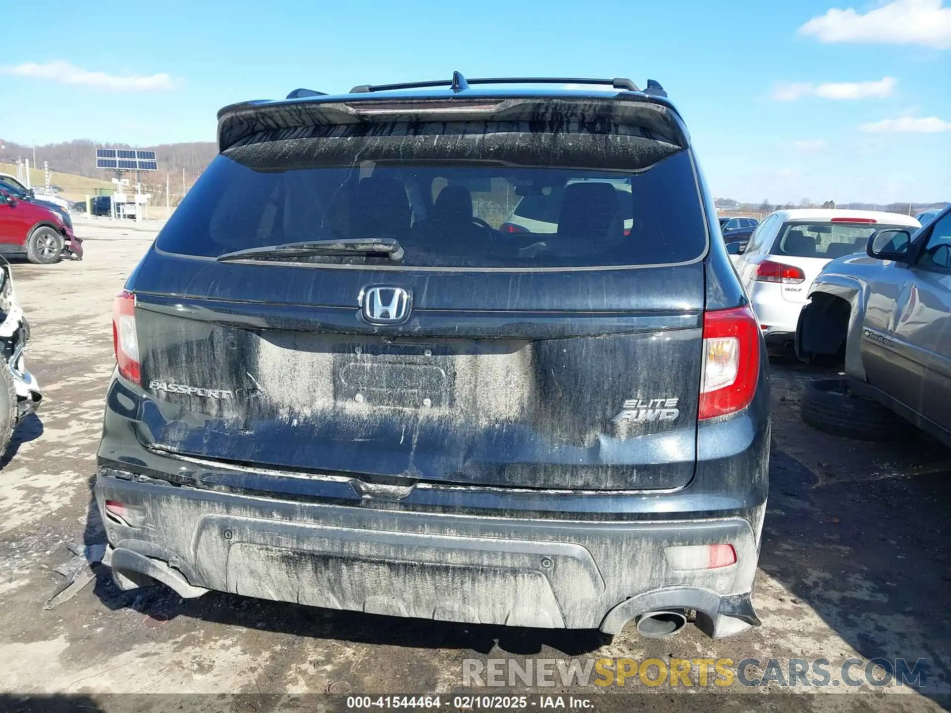 16 Photograph of a damaged car 5FNYF8H07KB014647 HONDA PASSPORT 2019