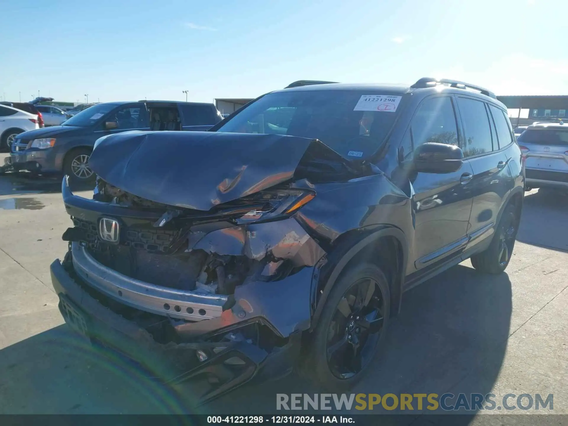 2 Photograph of a damaged car 5FNYF8H07KB015720 HONDA PASSPORT 2019