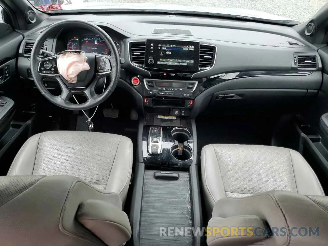 8 Photograph of a damaged car 5FNYF8H07KB030315 HONDA PASSPORT 2019