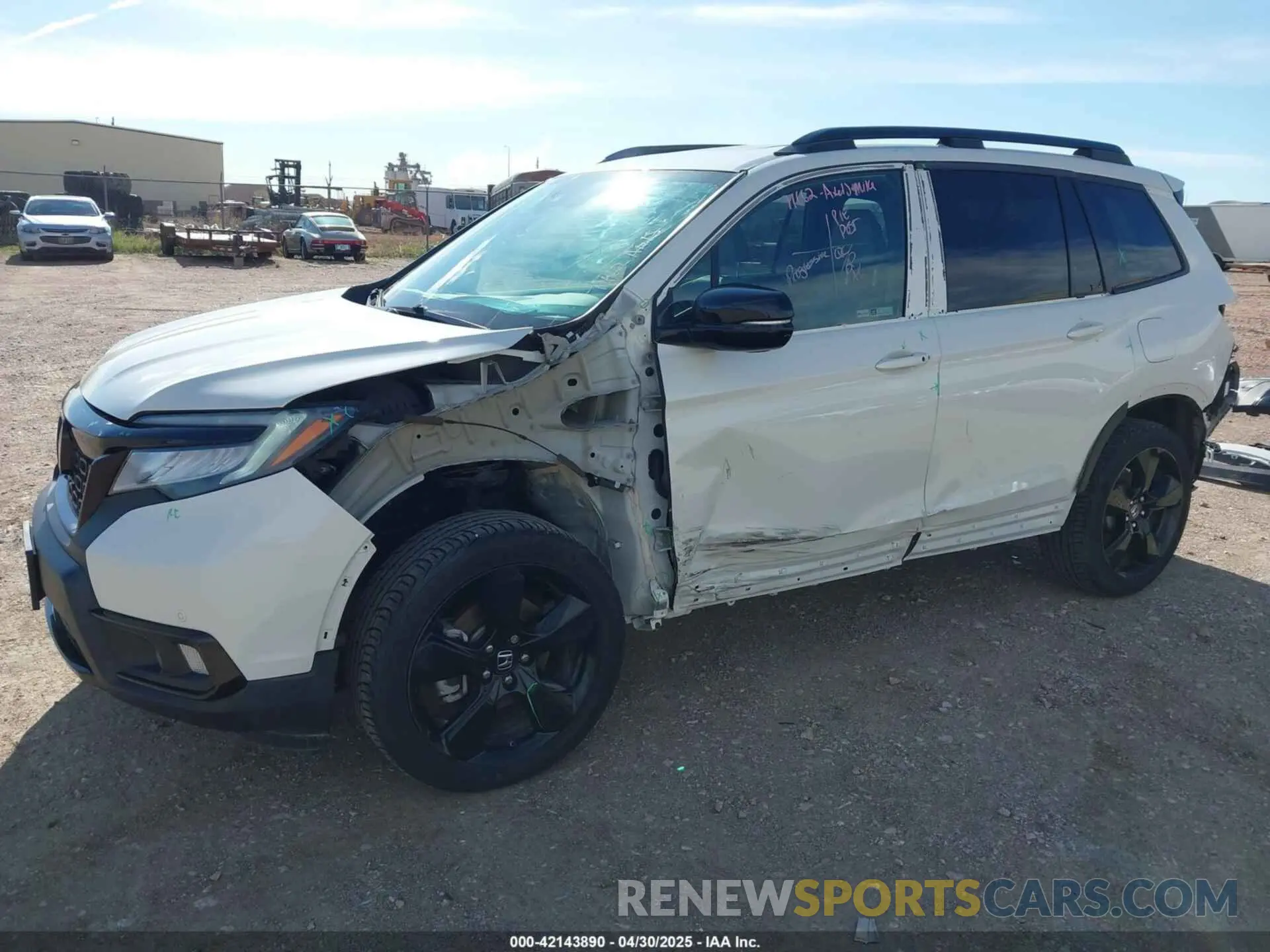 6 Photograph of a damaged car 5FNYF8H0XKB001472 HONDA PASSPORT 2019