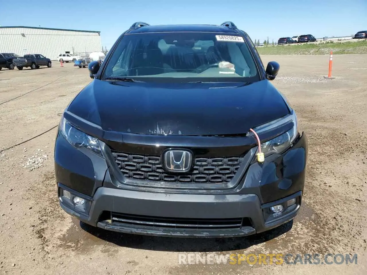 5 Photograph of a damaged car 5FNYF8H20KB502873 HONDA PASSPORT 2019