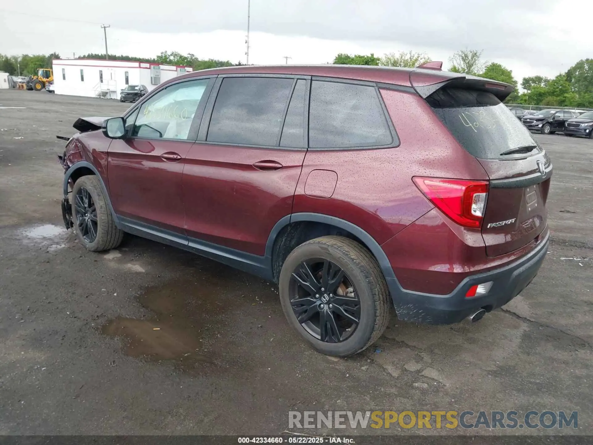 3 Photograph of a damaged car 5FNYF8H21KB010014 HONDA PASSPORT 2019