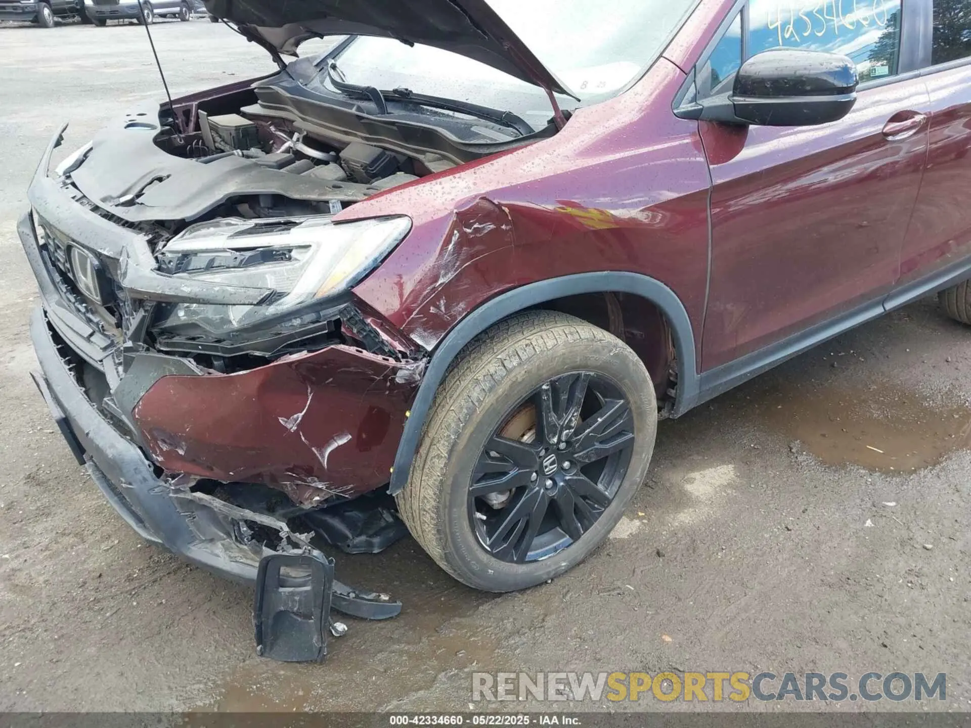 6 Photograph of a damaged car 5FNYF8H21KB010014 HONDA PASSPORT 2019