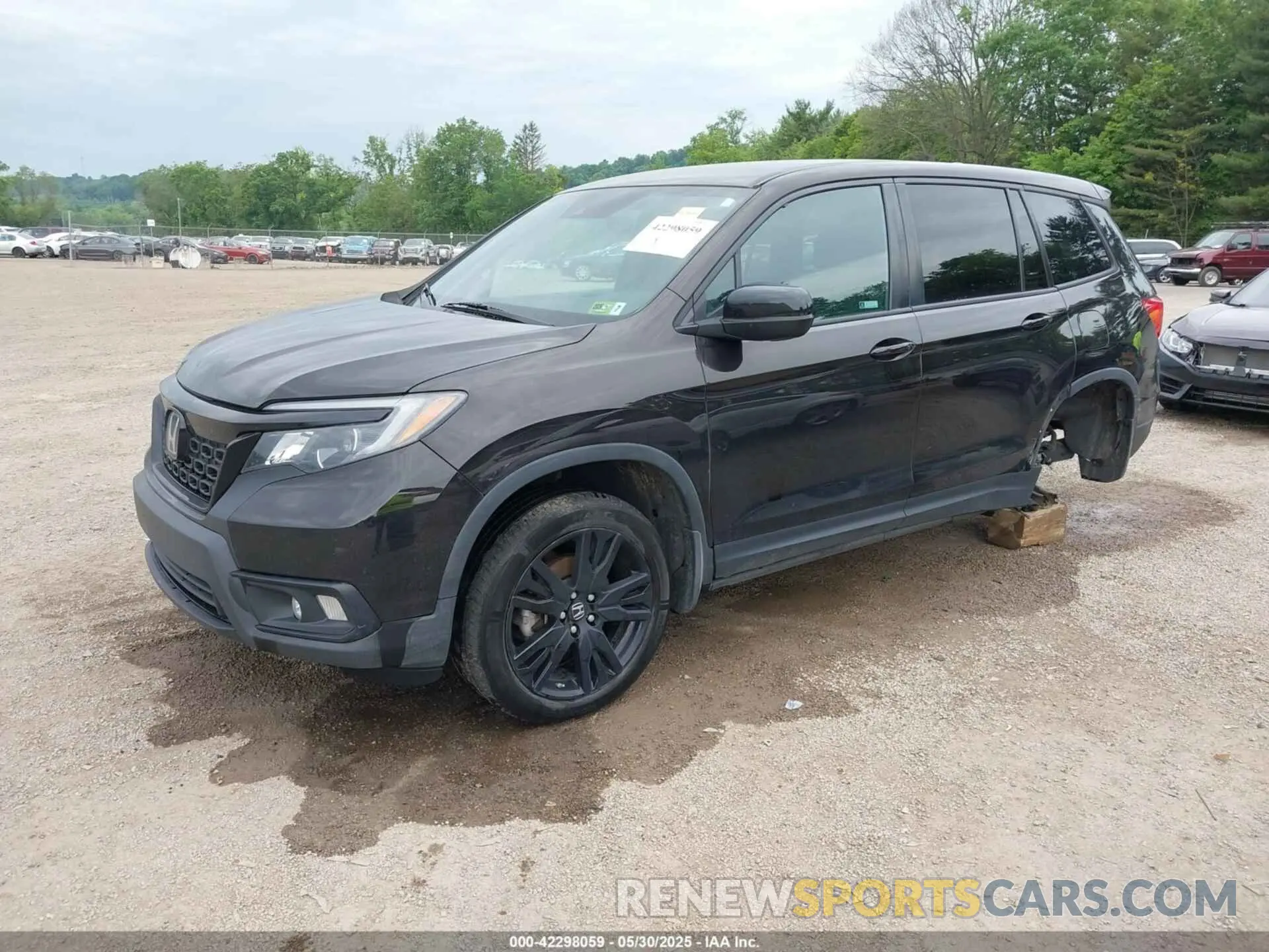 2 Photograph of a damaged car 5FNYF8H23KB025307 HONDA PASSPORT 2019