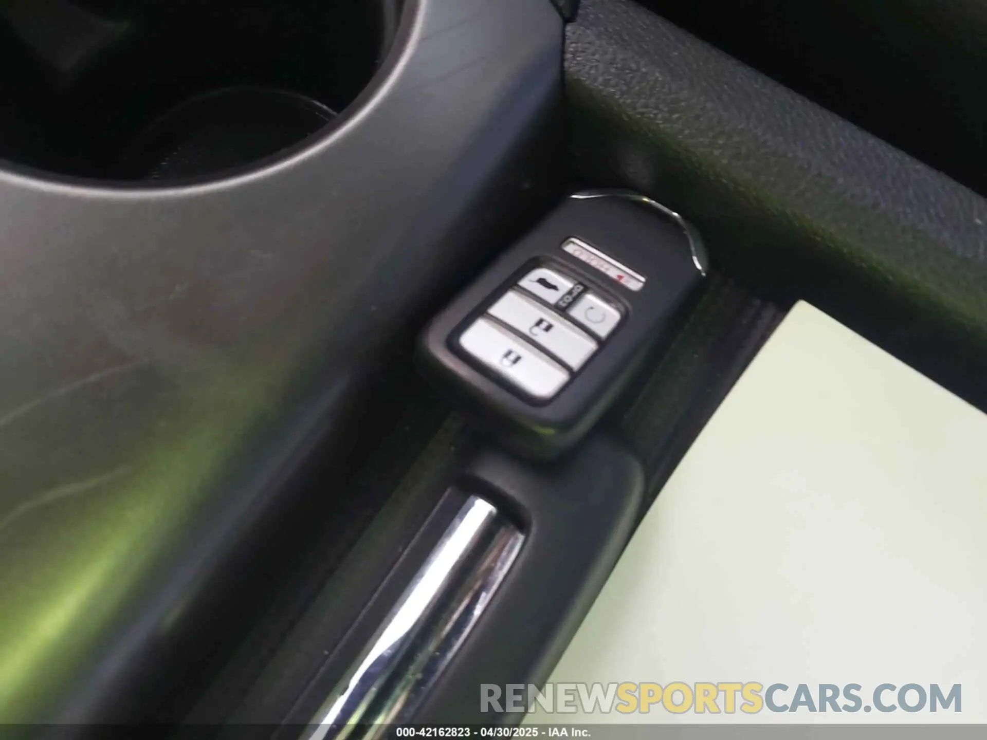 11 Photograph of a damaged car 5FNYF8H51KB028703 HONDA PASSPORT 2019