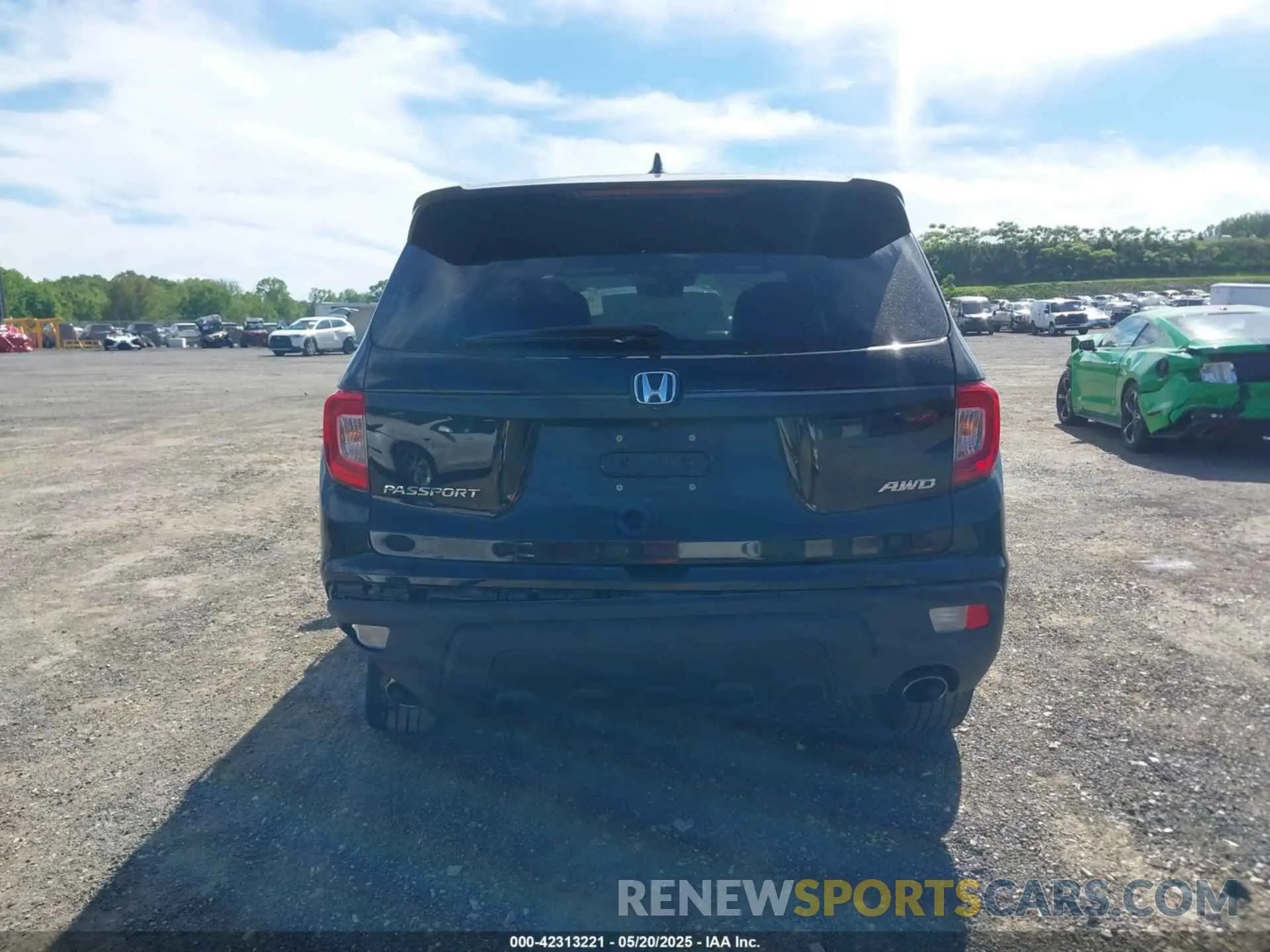 16 Photograph of a damaged car 5FNYF8H53KB014978 HONDA PASSPORT 2019