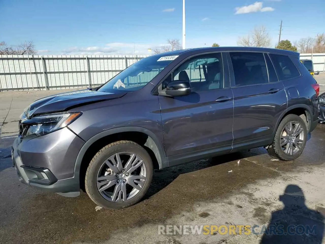 1 Photograph of a damaged car 5FNYF8H53KB027391 HONDA PASSPORT 2019