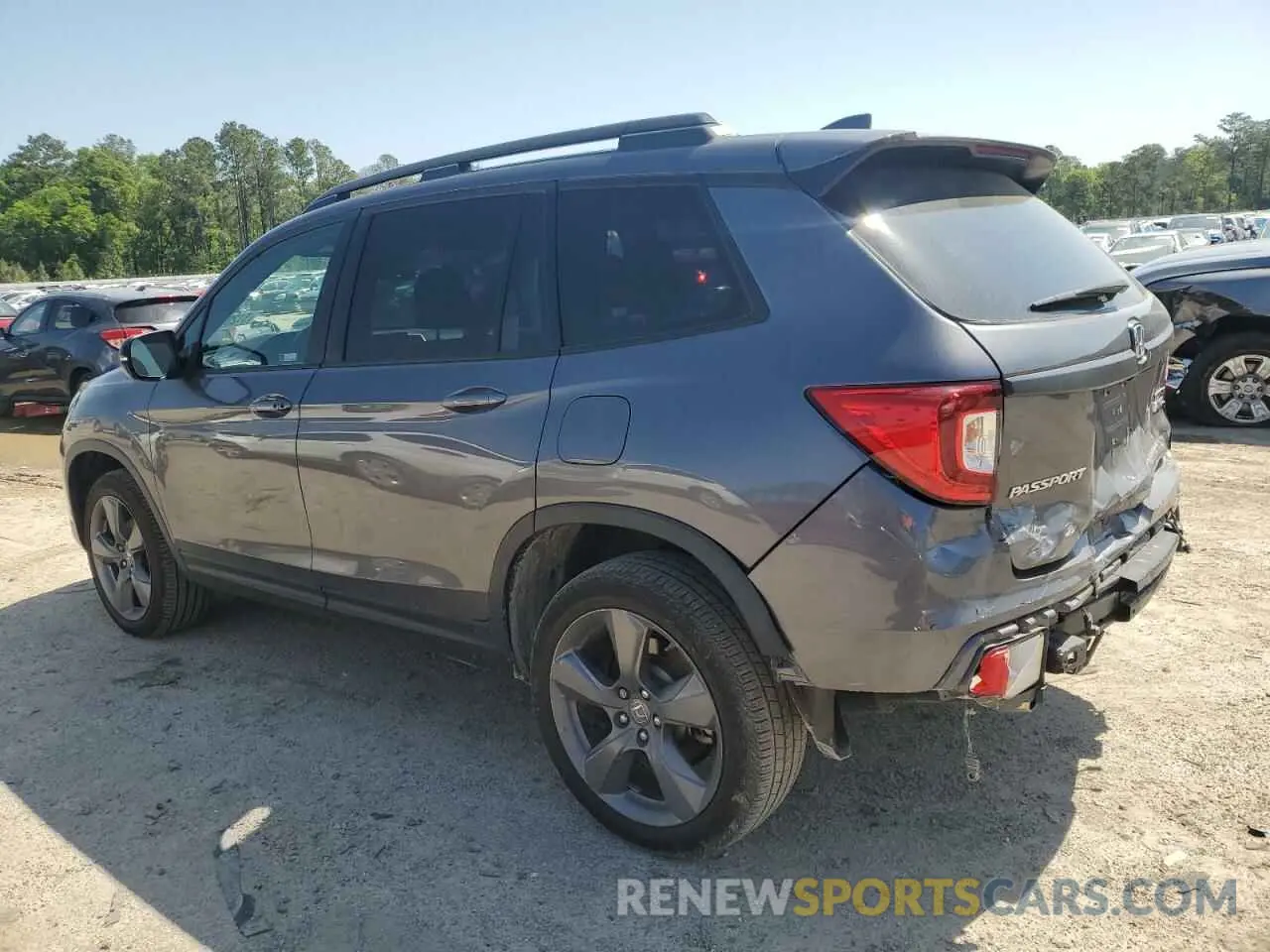 2 Photograph of a damaged car 5FNYF8H93KB007922 HONDA PASSPORT 2019