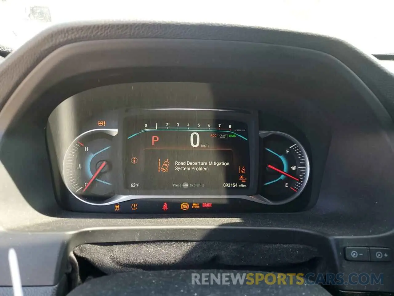 9 Photograph of a damaged car 5FNYF8H93KB007922 HONDA PASSPORT 2019