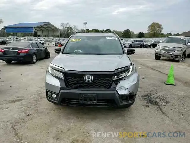 11 Photograph of a damaged car 5FNYF8H93KB009427 HONDA PASSPORT 2019