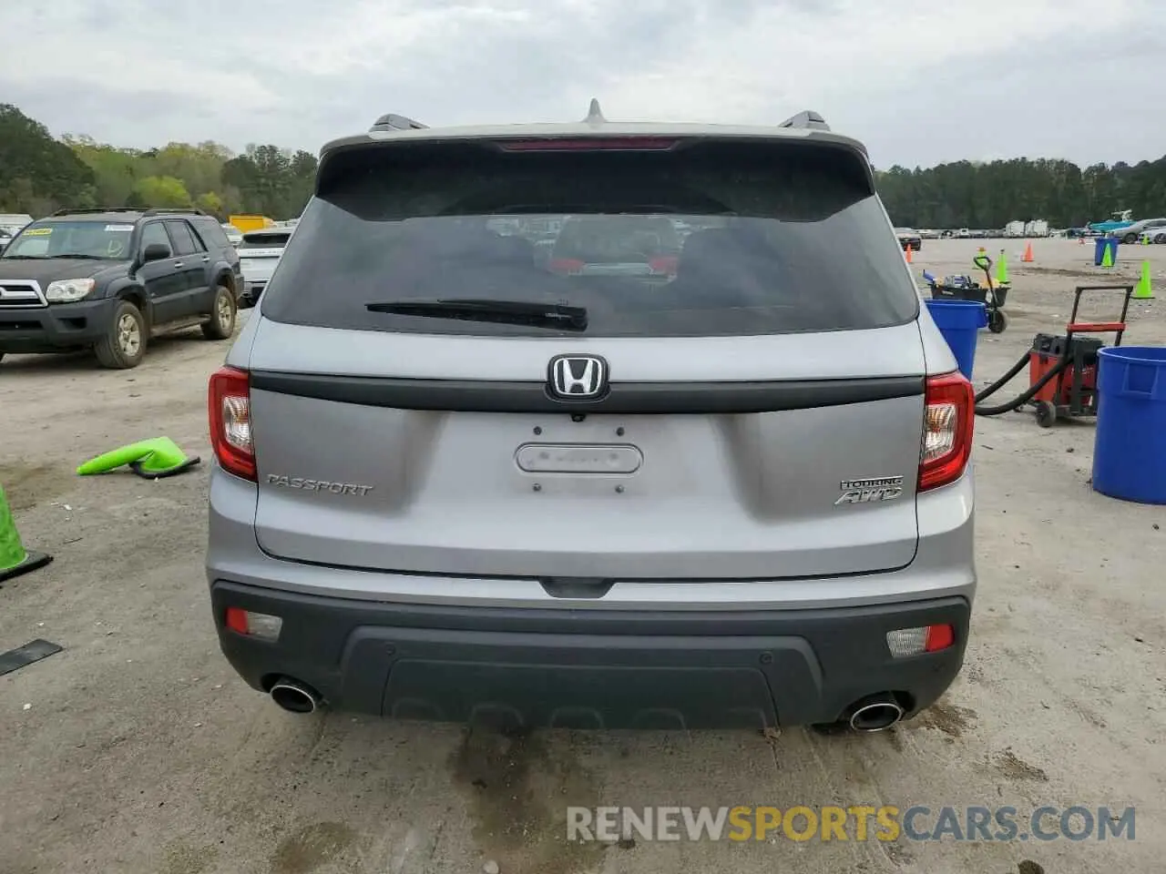 6 Photograph of a damaged car 5FNYF8H93KB009427 HONDA PASSPORT 2019