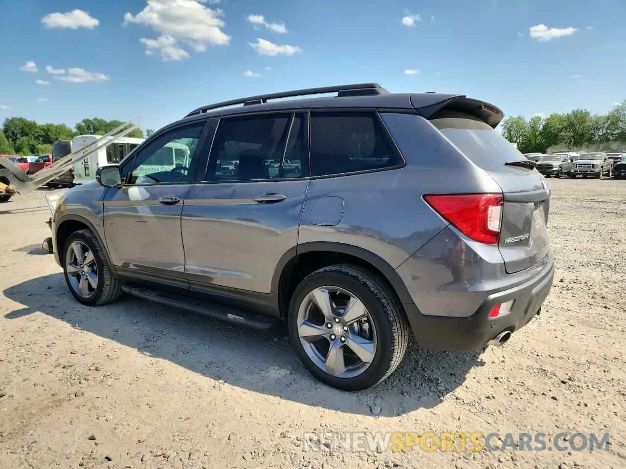 2 Photograph of a damaged car 5FNYF8H93KB018614 HONDA PASSPORT 2019