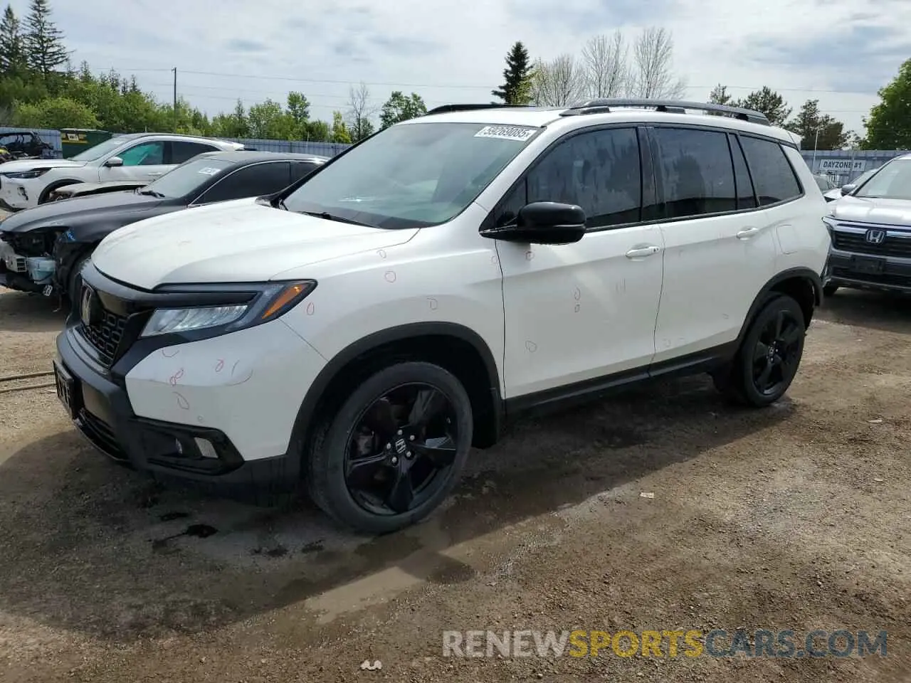 1 Photograph of a damaged car 5FNYF8H97KB501488 HONDA PASSPORT 2019