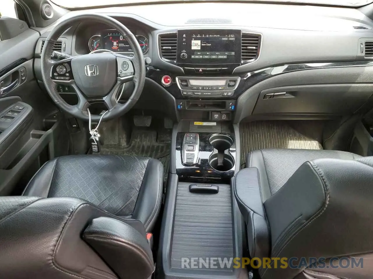 8 Photograph of a damaged car 5FNYF8H97KB501488 HONDA PASSPORT 2019