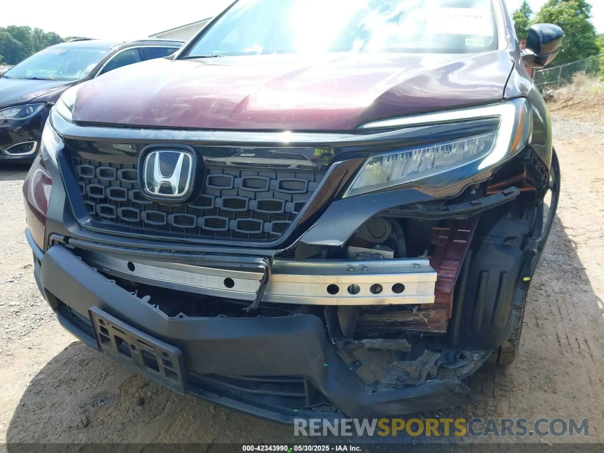 18 Photograph of a damaged car 5FNYF8H9XKB027990 HONDA PASSPORT 2019
