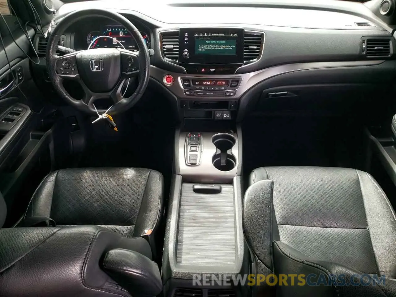 8 Photograph of a damaged car 5FNYF7H57LB001582 HONDA PASSPORT 2020