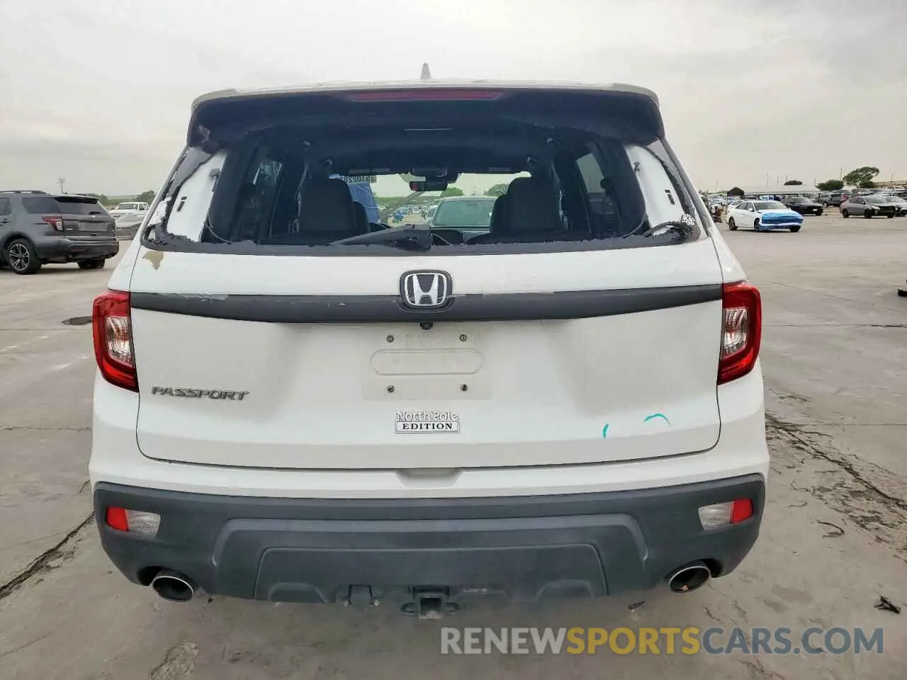 6 Photograph of a damaged car 5FNYF7H57LB002957 HONDA PASSPORT 2020