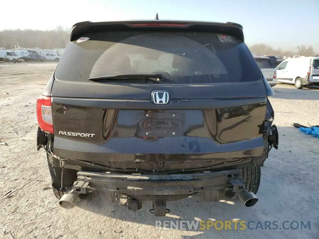6 Photograph of a damaged car 5FNYF7H58LB005687 HONDA PASSPORT 2020
