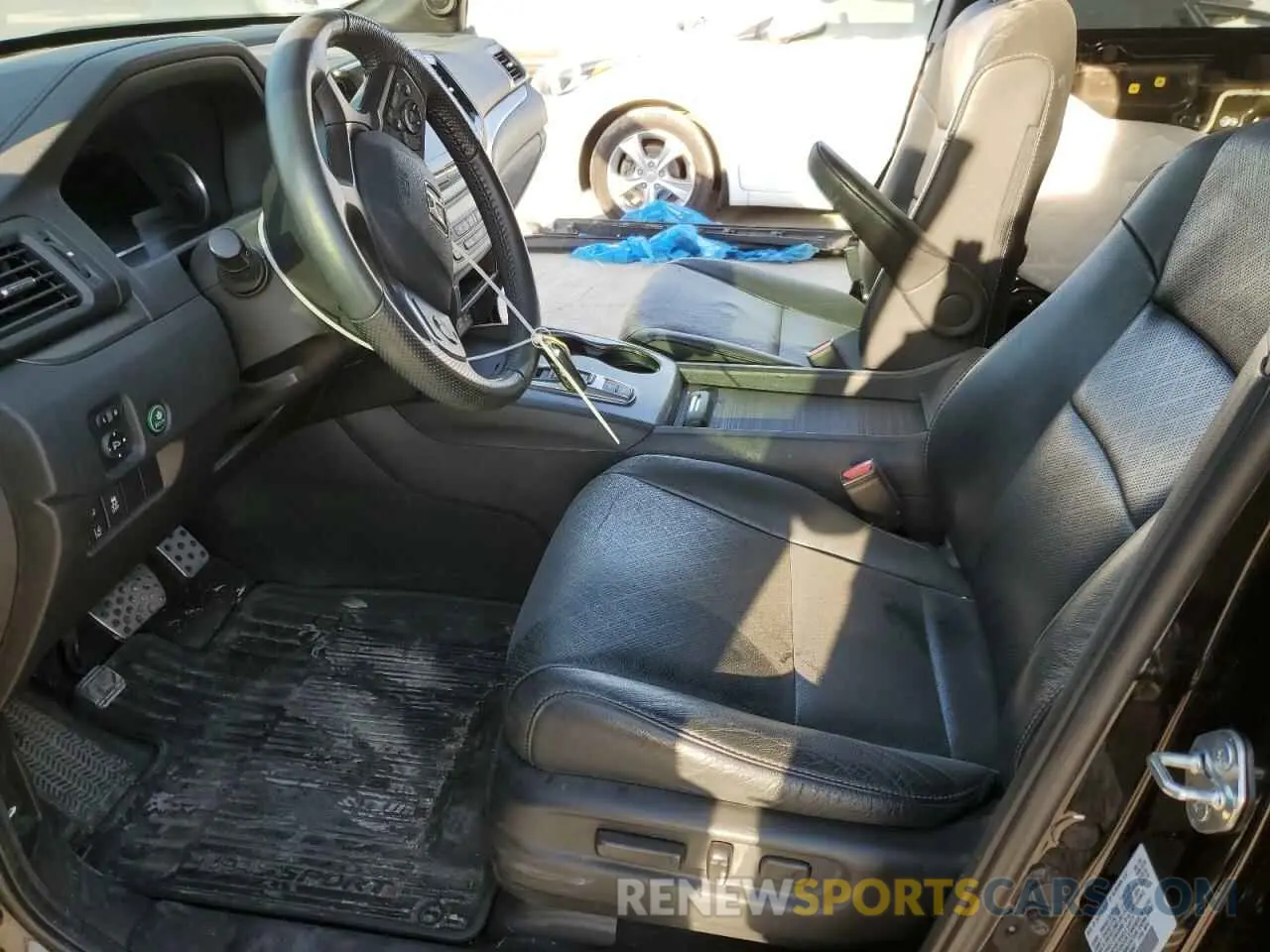 7 Photograph of a damaged car 5FNYF7H58LB005687 HONDA PASSPORT 2020