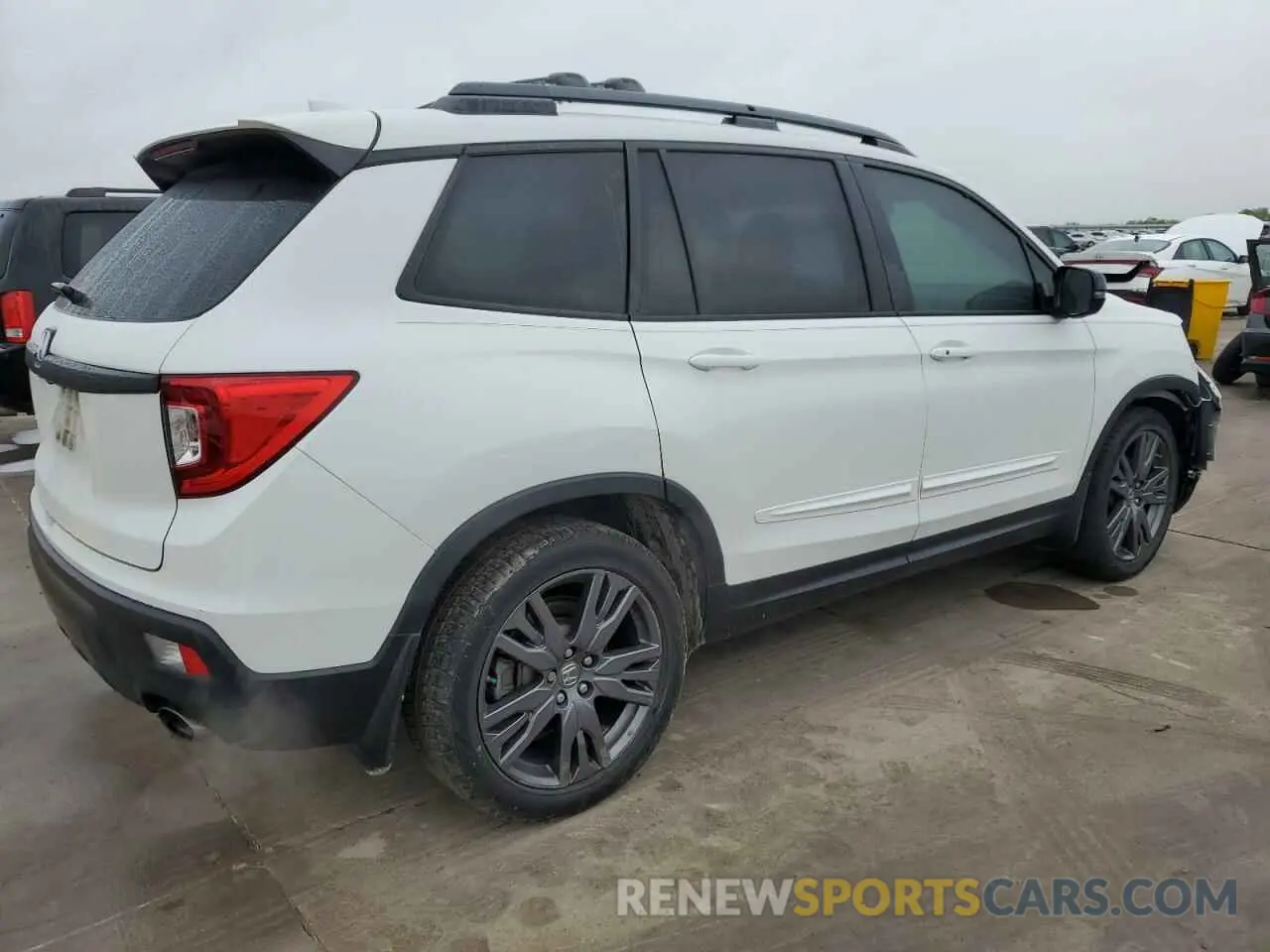 3 Photograph of a damaged car 5FNYF7H5XLB005481 HONDA PASSPORT 2020
