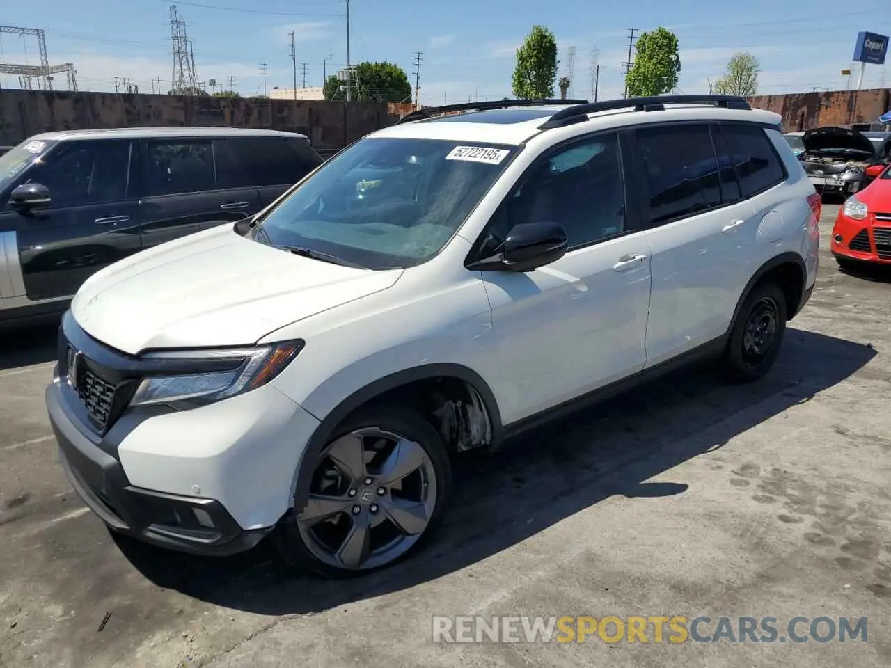 1 Photograph of a damaged car 5FNYF7H94LB005141 HONDA PASSPORT 2020