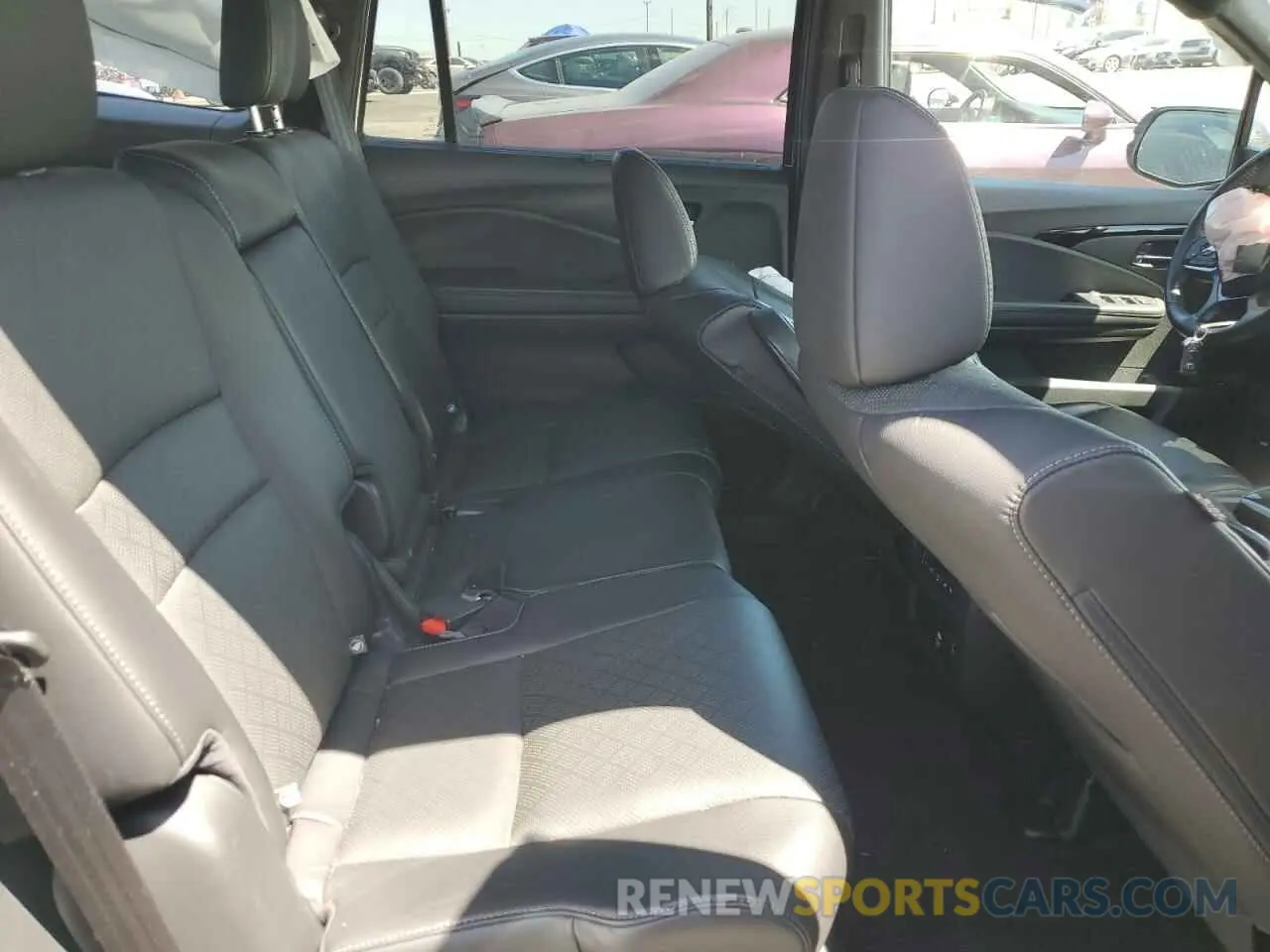 11 Photograph of a damaged car 5FNYF7H94LB005141 HONDA PASSPORT 2020