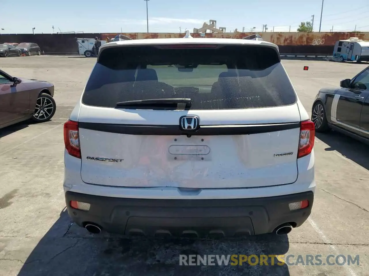 6 Photograph of a damaged car 5FNYF7H94LB005141 HONDA PASSPORT 2020